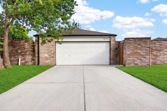 16134 Highlander Drive, Houston, TX 77082