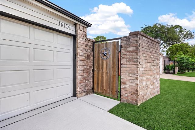16134 Highlander Drive, Houston, TX 77082