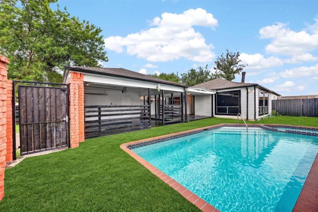 16134 Highlander Drive, Houston, TX 77082
