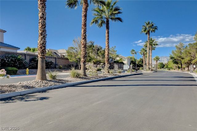 8170 Hawk Clan Court, Las Vegas, NV 89131