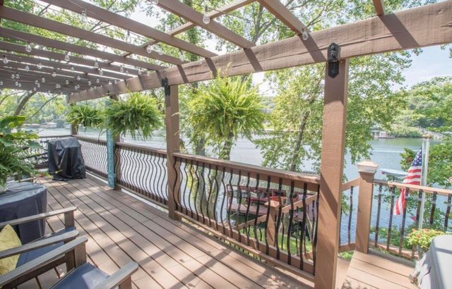 806 Sunset Road, Branson, MO 65616