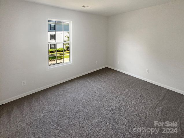 4432 Eaves Lane, Charlotte, NC 28215