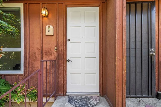 7320 Lennox Avenue D8, Van Nuys, CA 91405