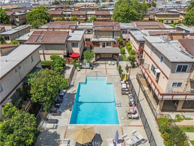 7320 Lennox Avenue D8, Van Nuys, CA 91405