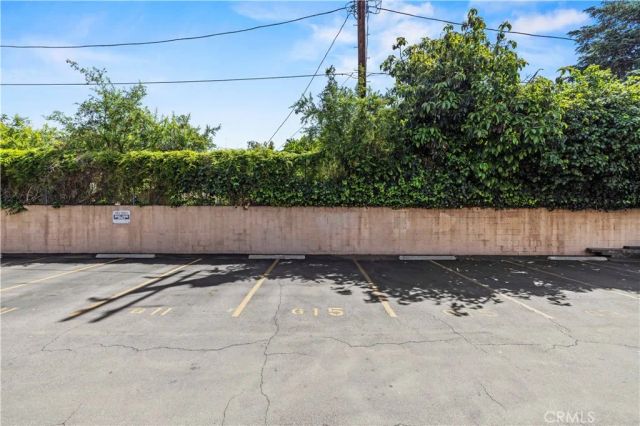 7320 Lennox Avenue D8, Van Nuys, CA 91405