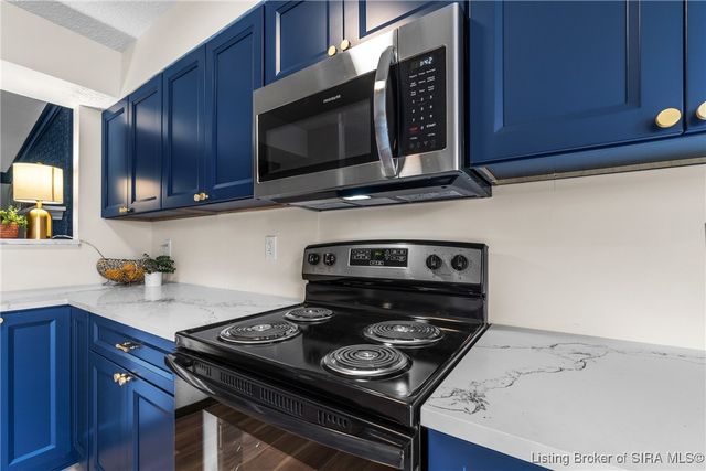 1707 National Avenue, Jeffersonville, IN 47130