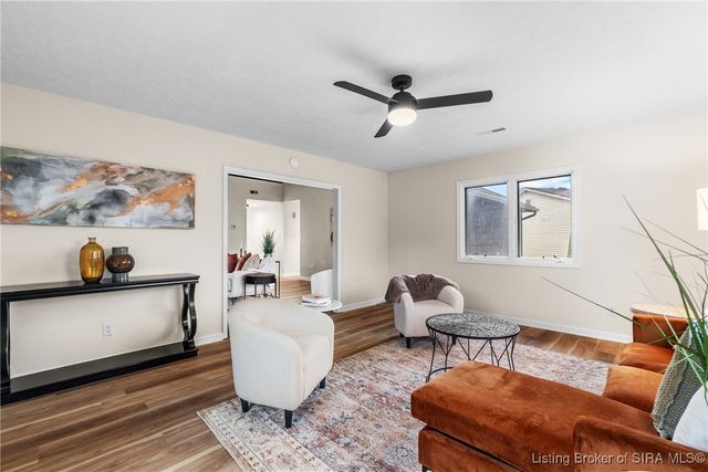 1707 National Avenue, Jeffersonville, IN 47130