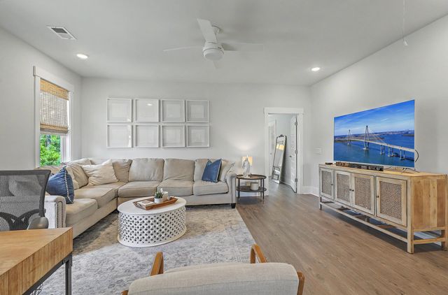 206 Port Tack Drive, Charleston, SC 29492