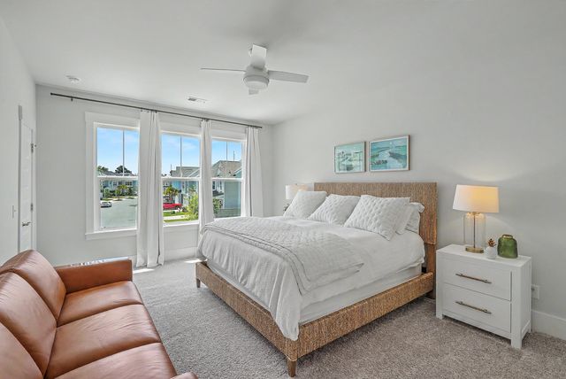 206 Port Tack Drive, Charleston, SC 29492