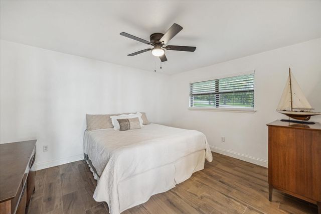 411 Southwood Shores Drive, Coldspring, TX 77331