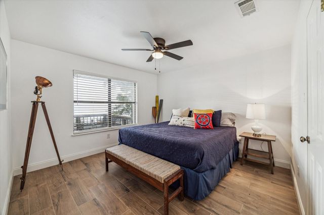 411 Southwood Shores Drive, Coldspring, TX 77331