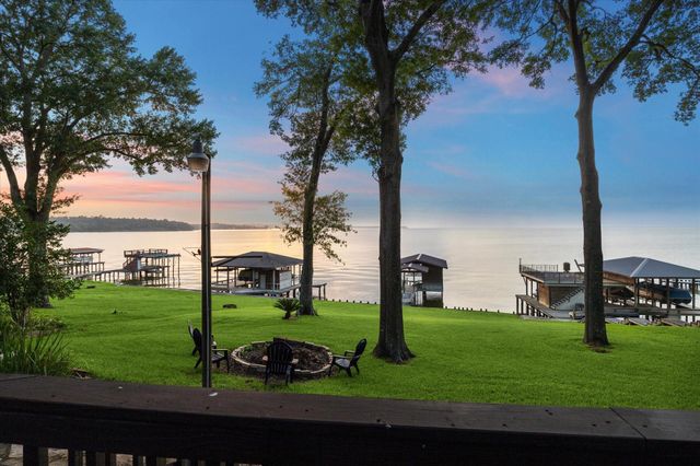 411 Southwood Shores Drive, Coldspring, TX 77331