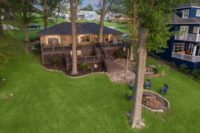 411 Southwood Shores Drive, Coldspring, TX 77331