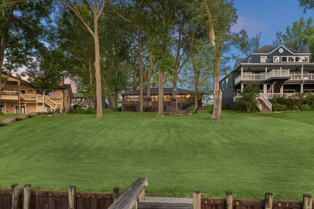 411 Southwood Shores Drive, Coldspring, TX 77331