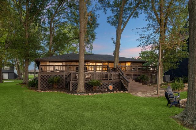 411 Southwood Shores Drive, Coldspring, TX 77331