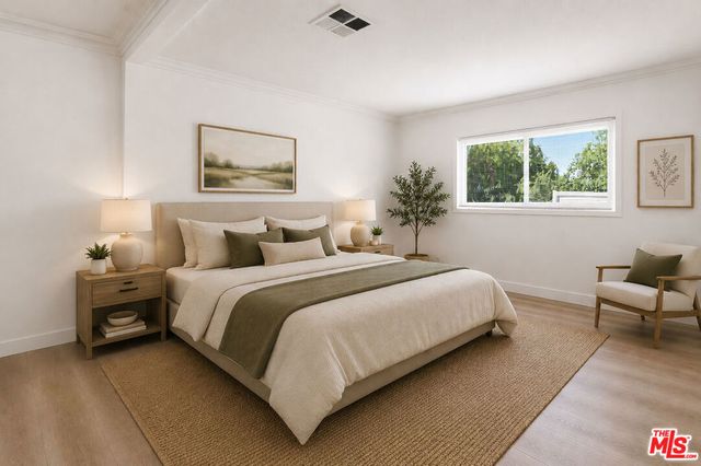 6035 Fallbrook Ave, Woodland Hills, CA 91367