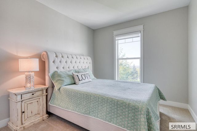 3136 S Chartwell Gardens, Ammon, ID 83406