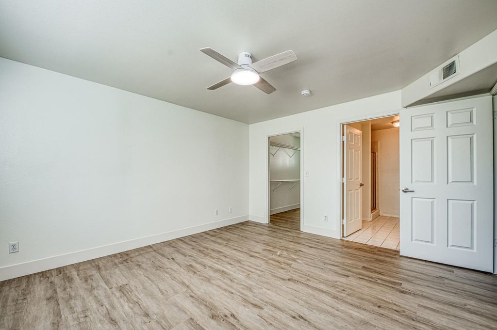 Image 13 of property listing at 1542 E Alluvial Avenue # 151, Fresno, CA 93720