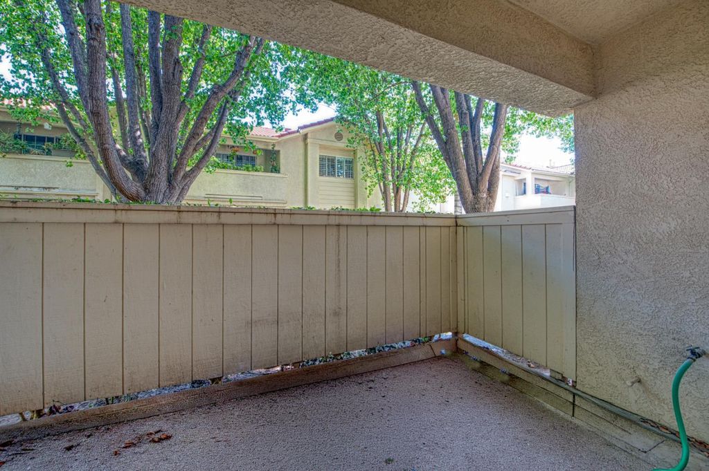 Image 17 of property listing at 1542 E Alluvial Avenue # 151, Fresno, CA 93720