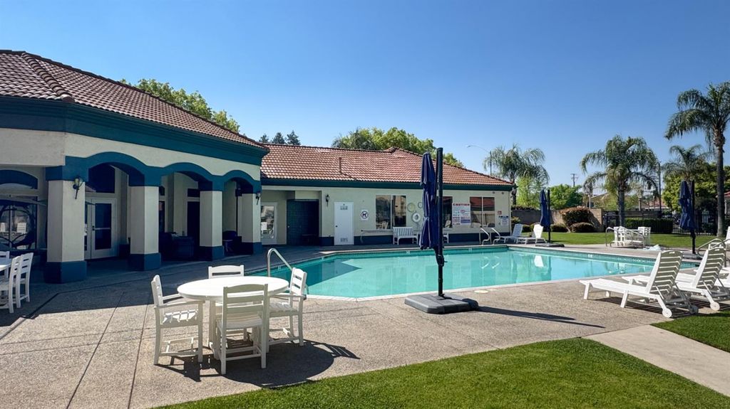 Image 23 of property listing at 1542 E Alluvial Avenue # 151, Fresno, CA 93720