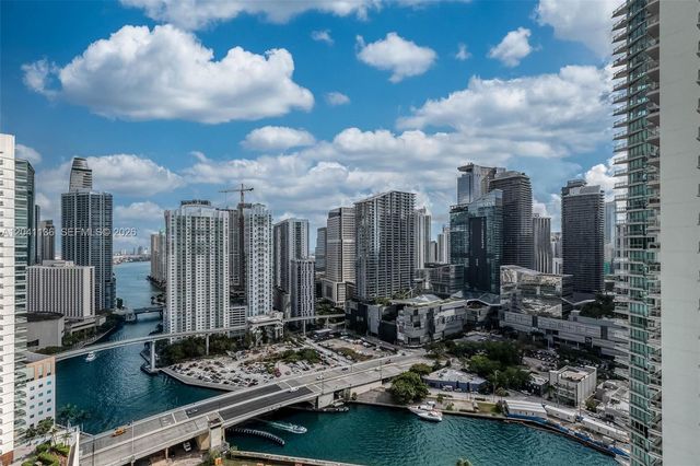90 SW 3rd St 3211, Miami, FL 33130