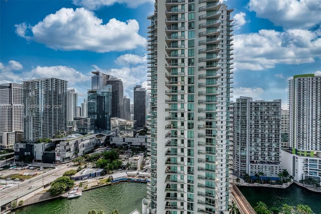 90 SW 3rd St 3211, Miami, FL 33130