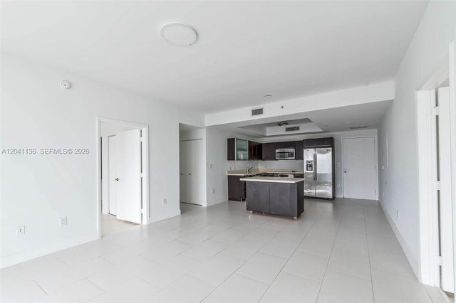 90 SW 3rd St 3211, Miami, FL 33130