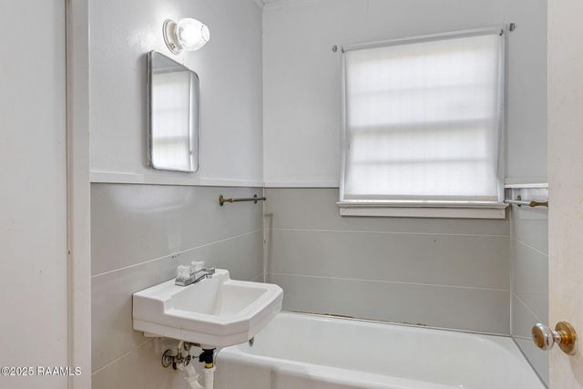 615 Kathy Drive, Rayne, LA 70578