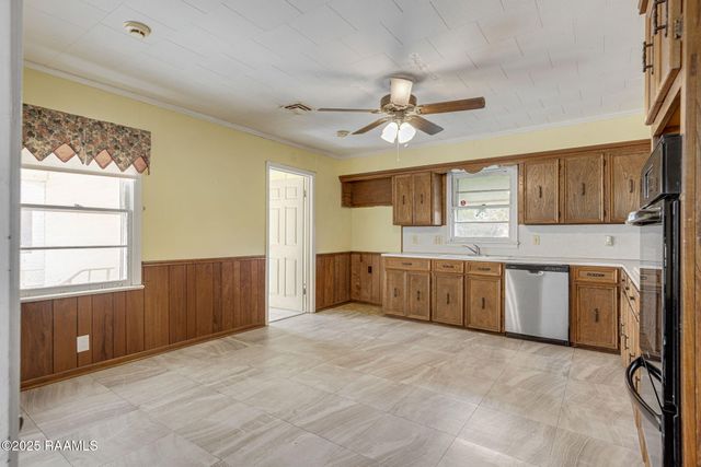 615 Kathy Drive, Rayne, LA 70578