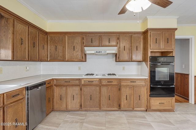 615 Kathy Drive, Rayne, LA 70578