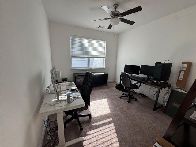 902 W 20th Street C, Houston, TX 77008