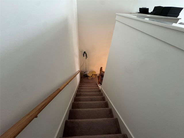 902 W 20th Street C, Houston, TX 77008