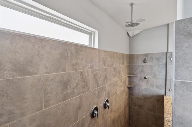 5202 Rue Dela Croix Drive, Katy, TX 77493