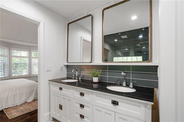 11307 W 115th Street, Overland Park, KS 66210