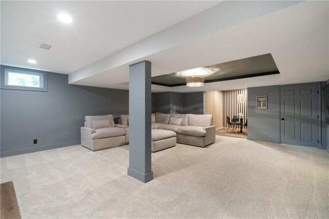 11307 W 115th Street, Overland Park, KS 66210