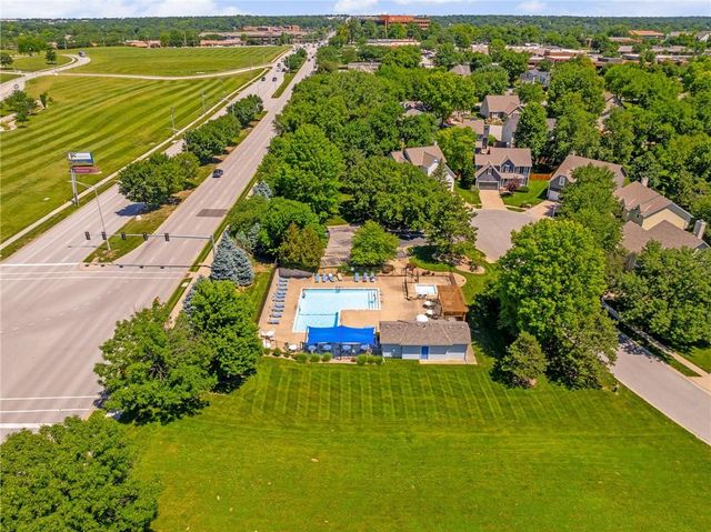 11307 W 115th Street, Overland Park, KS 66210