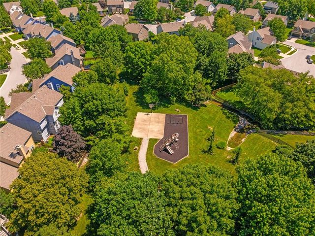 11307 W 115th Street, Overland Park, KS 66210