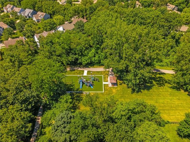 11307 W 115th Street, Overland Park, KS 66210