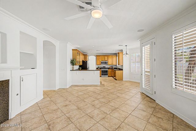 8237 W Quail Avenue, Peoria, AZ 85382