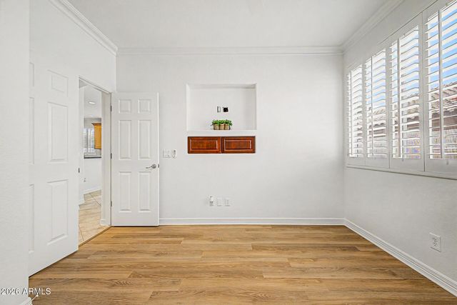 8237 W Quail Avenue, Peoria, AZ 85382