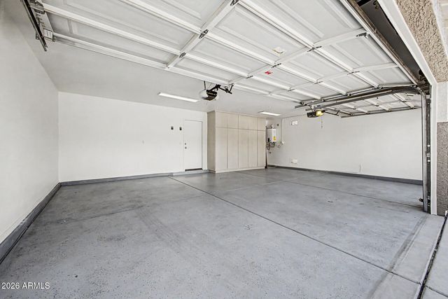 8237 W Quail Avenue, Peoria, AZ 85382