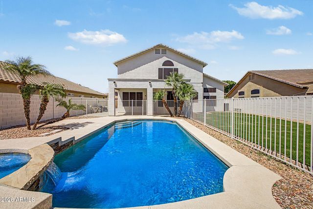 8237 W Quail Avenue, Peoria, AZ 85382