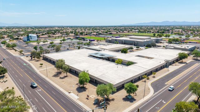 8237 W Quail Avenue, Peoria, AZ 85382
