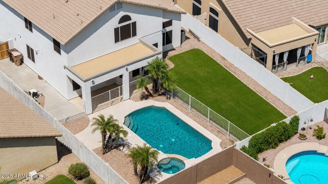 8237 W Quail Avenue, Peoria, AZ 85382
