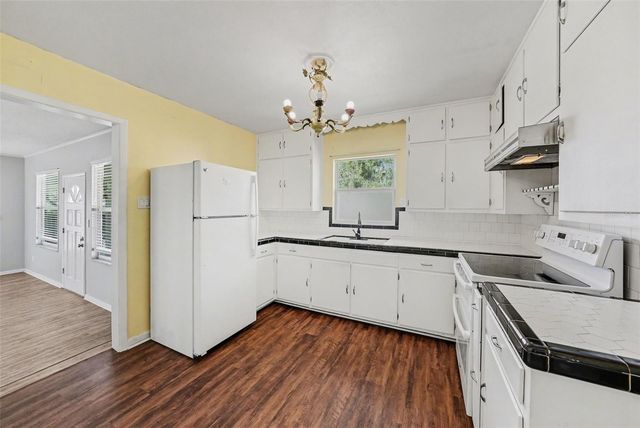 509 N WALKER STREET, Plant City, FL 33563