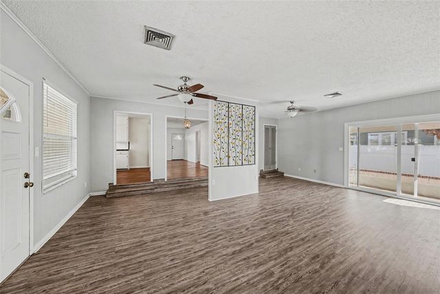 509 N WALKER STREET, Plant City, FL 33563