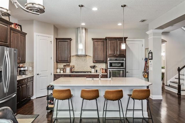 3007 W PALMIRA AVENUE, Tampa, FL 33629