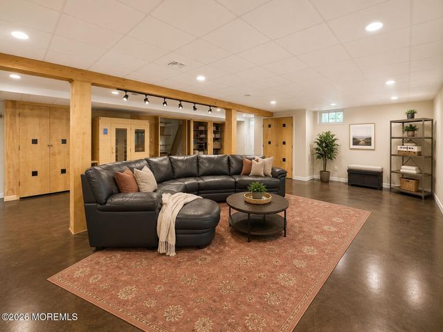 2 Borden Road, Middletown, NJ 07748