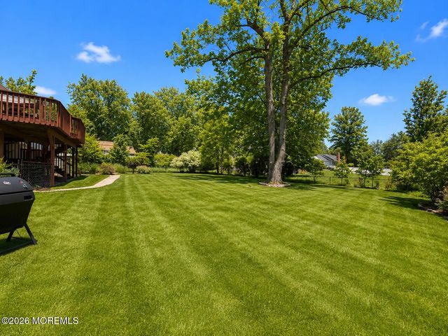 2 Borden Road, Middletown, NJ 07748