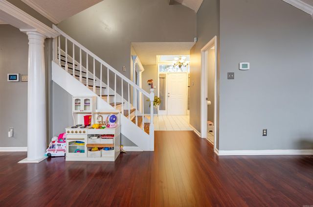 106 Foxrun Cove, Jacksonville, AR 72076